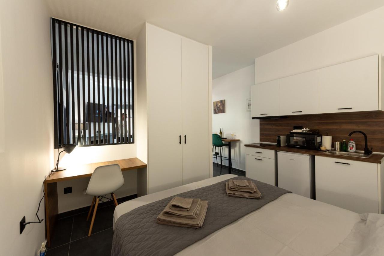 Frourio Lodge Α2 ลาริซา ภายนอก รูปภาพ